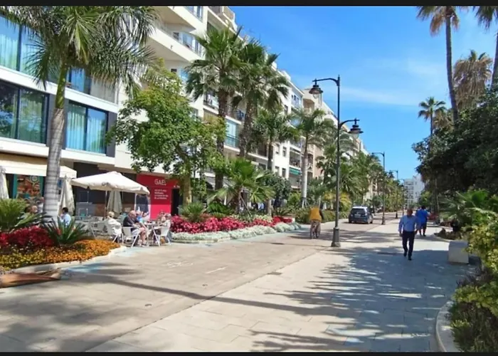 Huerta Nueva 26 * Estepona